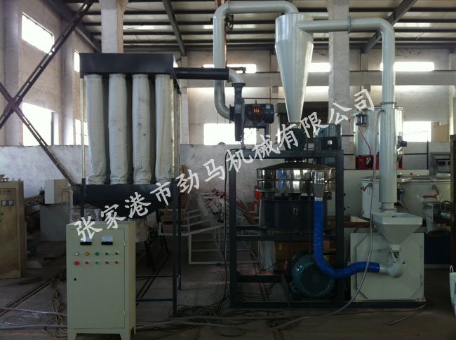 勁馬機(jī)械的PVC磨粉機(jī)占有市場(chǎng)的‘獨(dú)門秘方’是產(chǎn)品質(zhì)量